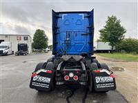 2022 Freightliner CA126