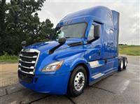 2022 Freightliner CA126