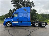 2022 Freightliner CA126