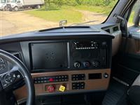 2022 Freightliner CA126