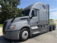 2022 Freightliner CA126