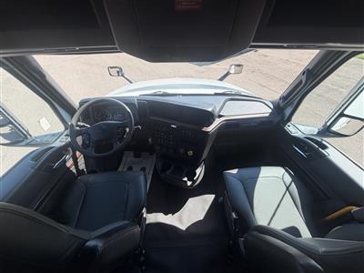 2023 International LT 625