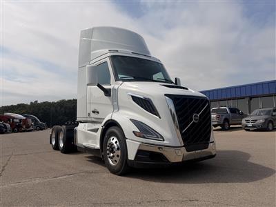 2027 Volvo VNR300