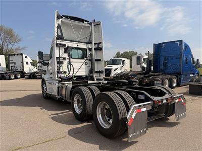 2027 Volvo VNR300
