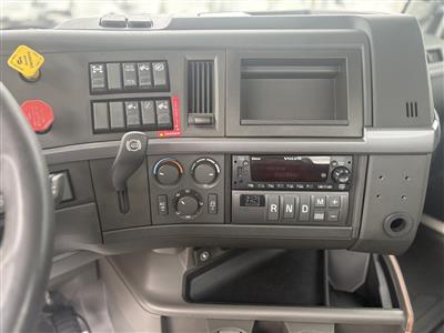2022 Volvo VNR300