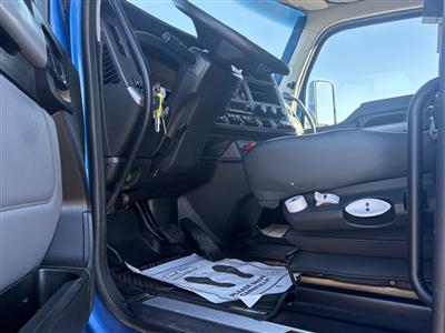2023 Kenworth T680