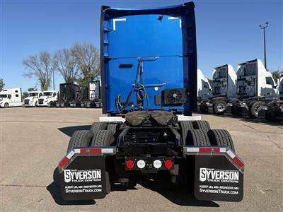 2023 Kenworth T680