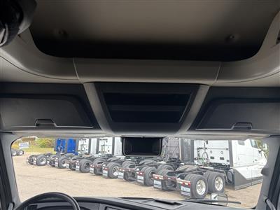 2022 Freightliner Cascadia