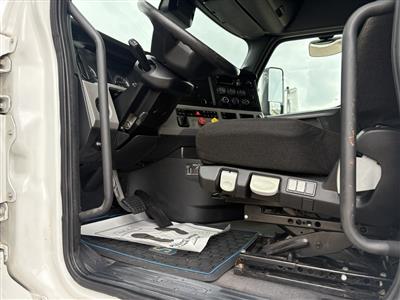 2022 Freightliner Cascadia