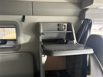 2027 Volvo VNL64T860
