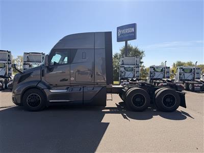 2027 Volvo VNL64T440