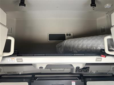 2027 Volvo VNL64T860