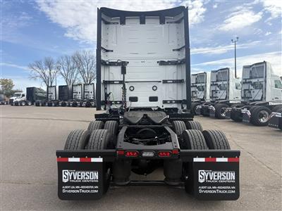2027 Volvo VNL64T860