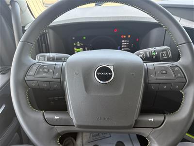2027 Volvo VNL64T860