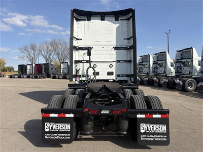 2027 Volvo VNL64T860