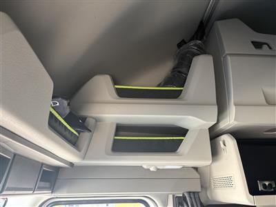 2027 Volvo VNL64T860