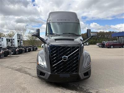 2027 Volvo VNL64T860