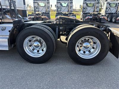 2022 Peterbilt 579