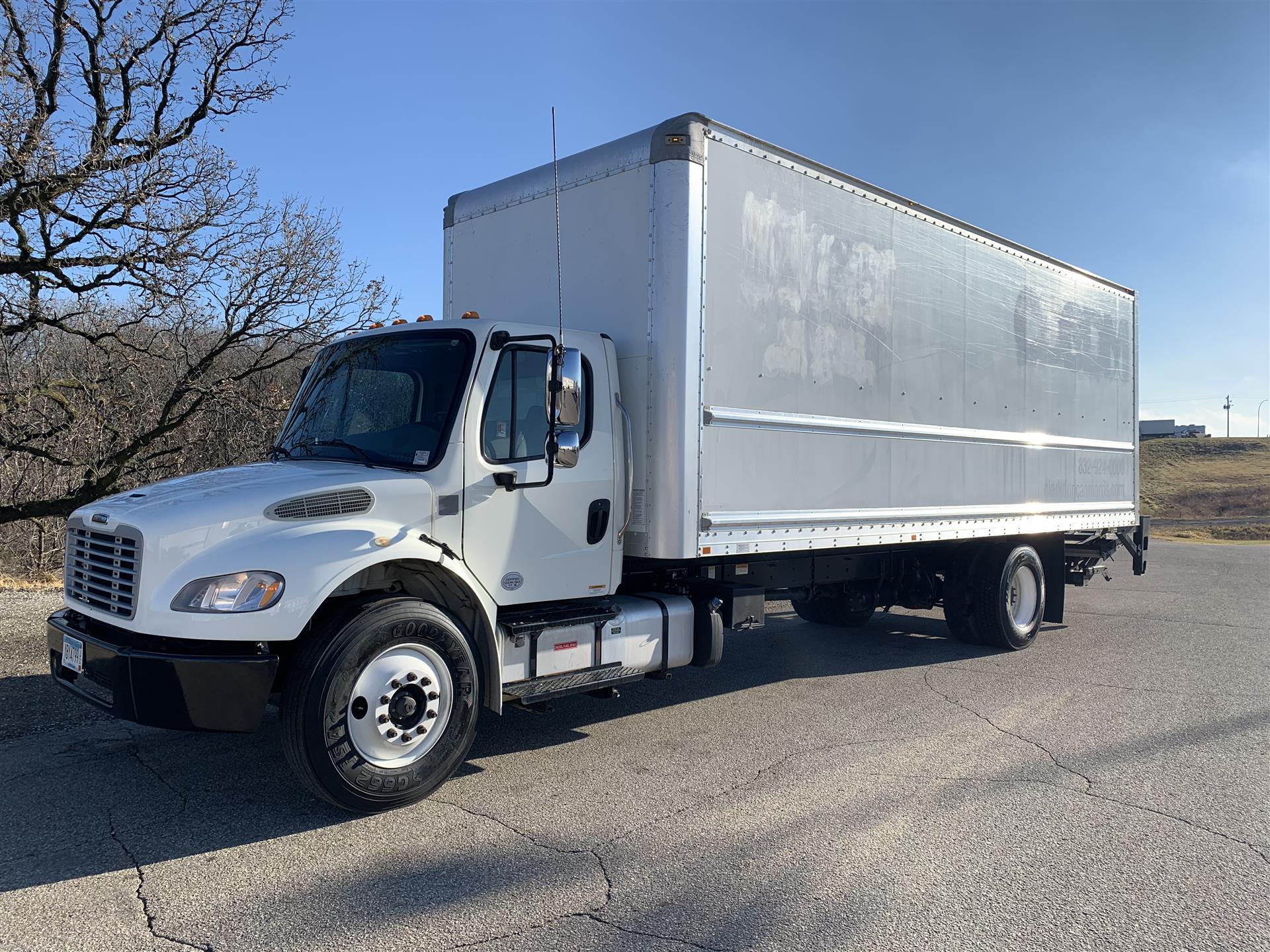 2015 Freightliner M2 106