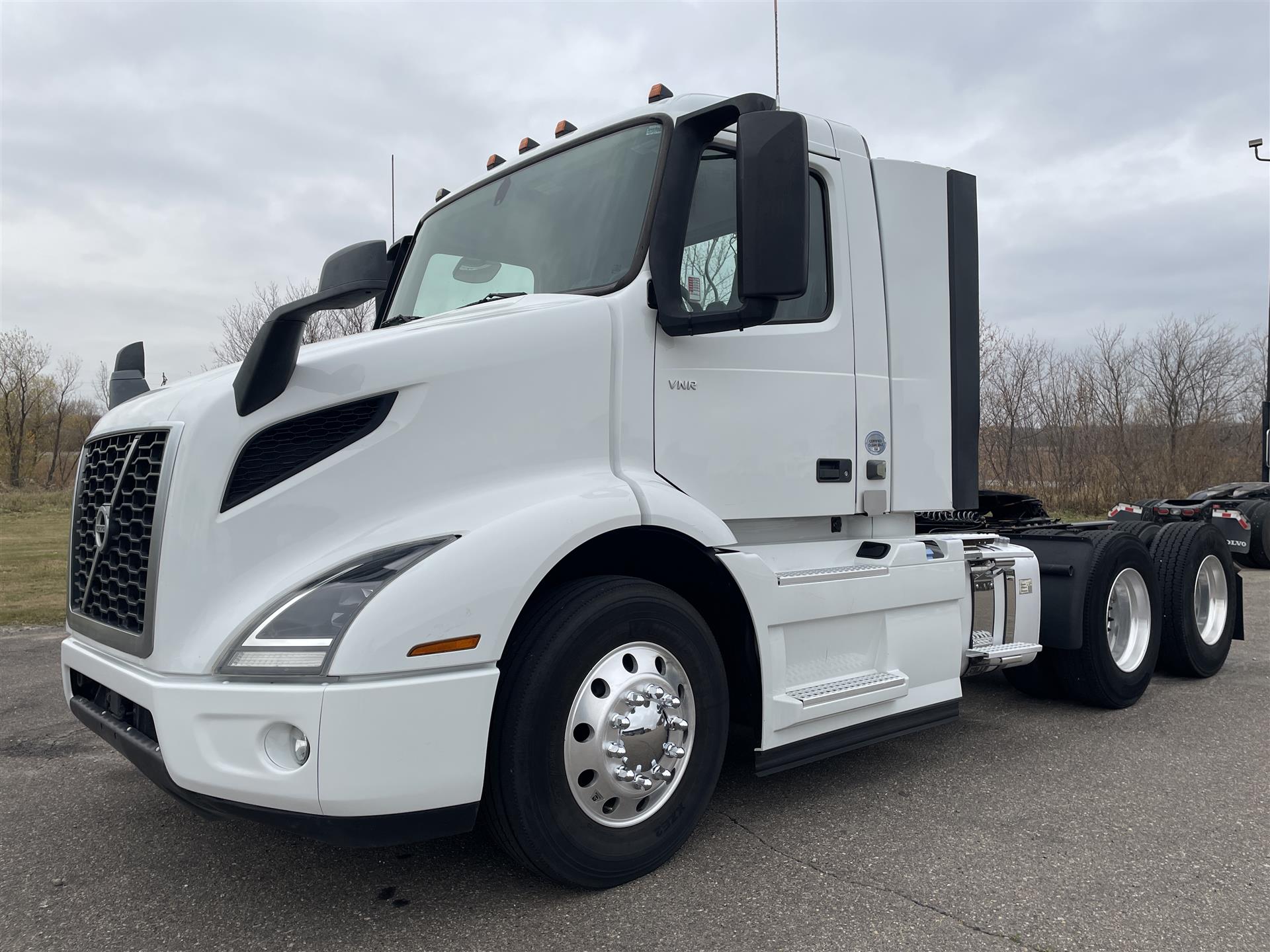 2020 Volvo VNR64T300