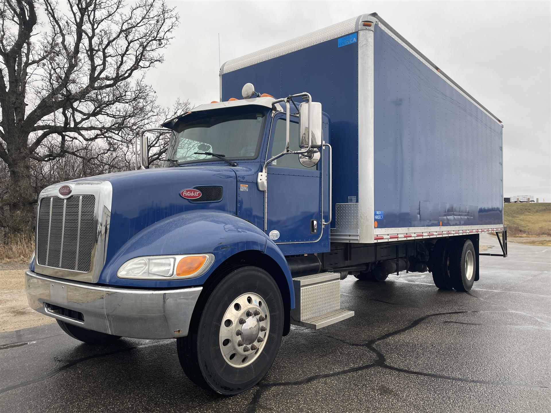 2016 Peterbilt 337