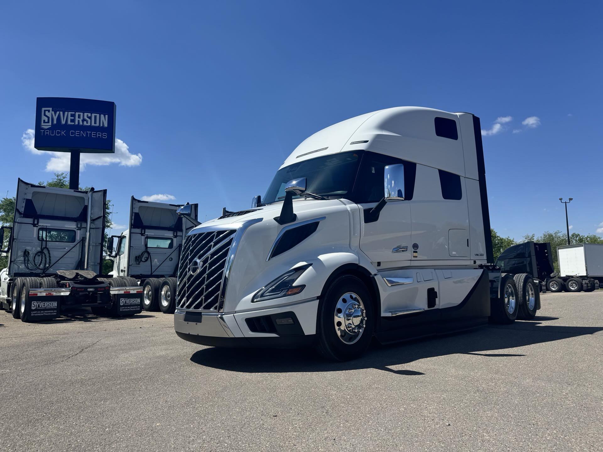 2026 Volvo VNL64T860