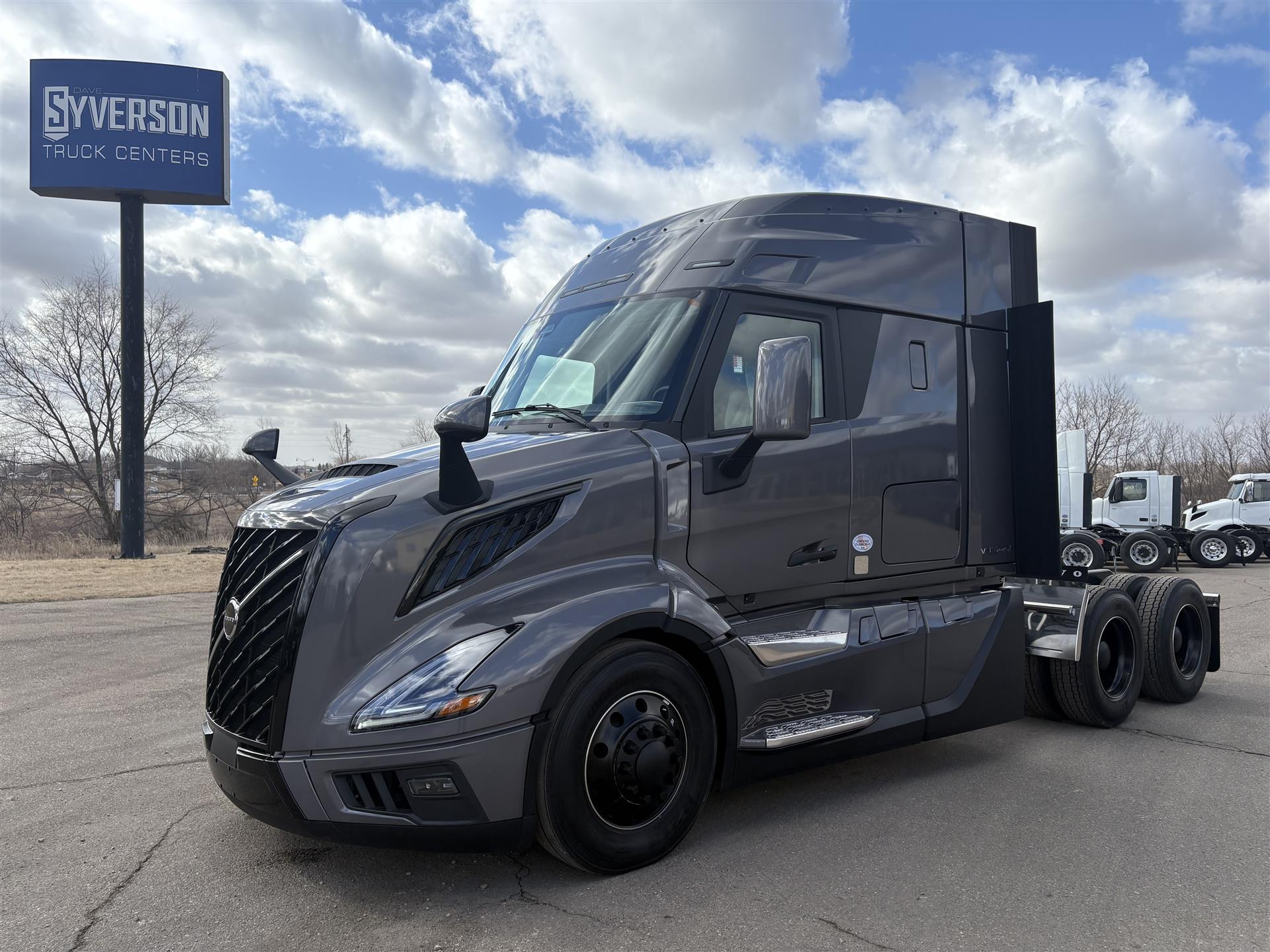 2026 Volvo VNL64T440