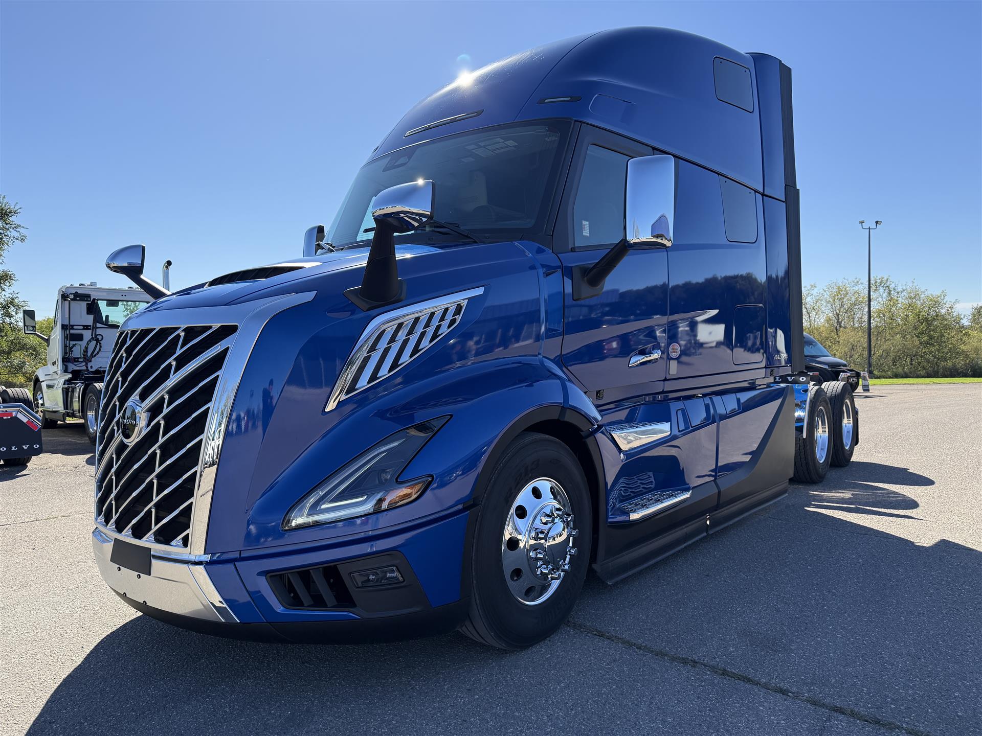 2027 Volvo VNL64T860