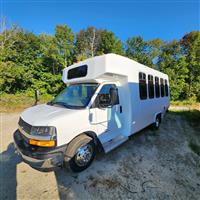 2024 DIAMOND COACH VIP 2200