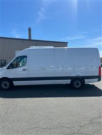 2023 MERCEDES REEFER VAN Sprinter 2500