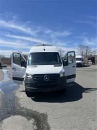 2023 MERCEDES REEFER VAN Sprinter 2500
