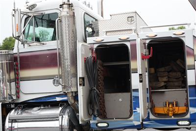 2000 Peterbilt 379