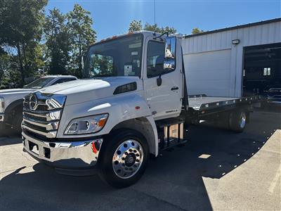 2025 Hino 