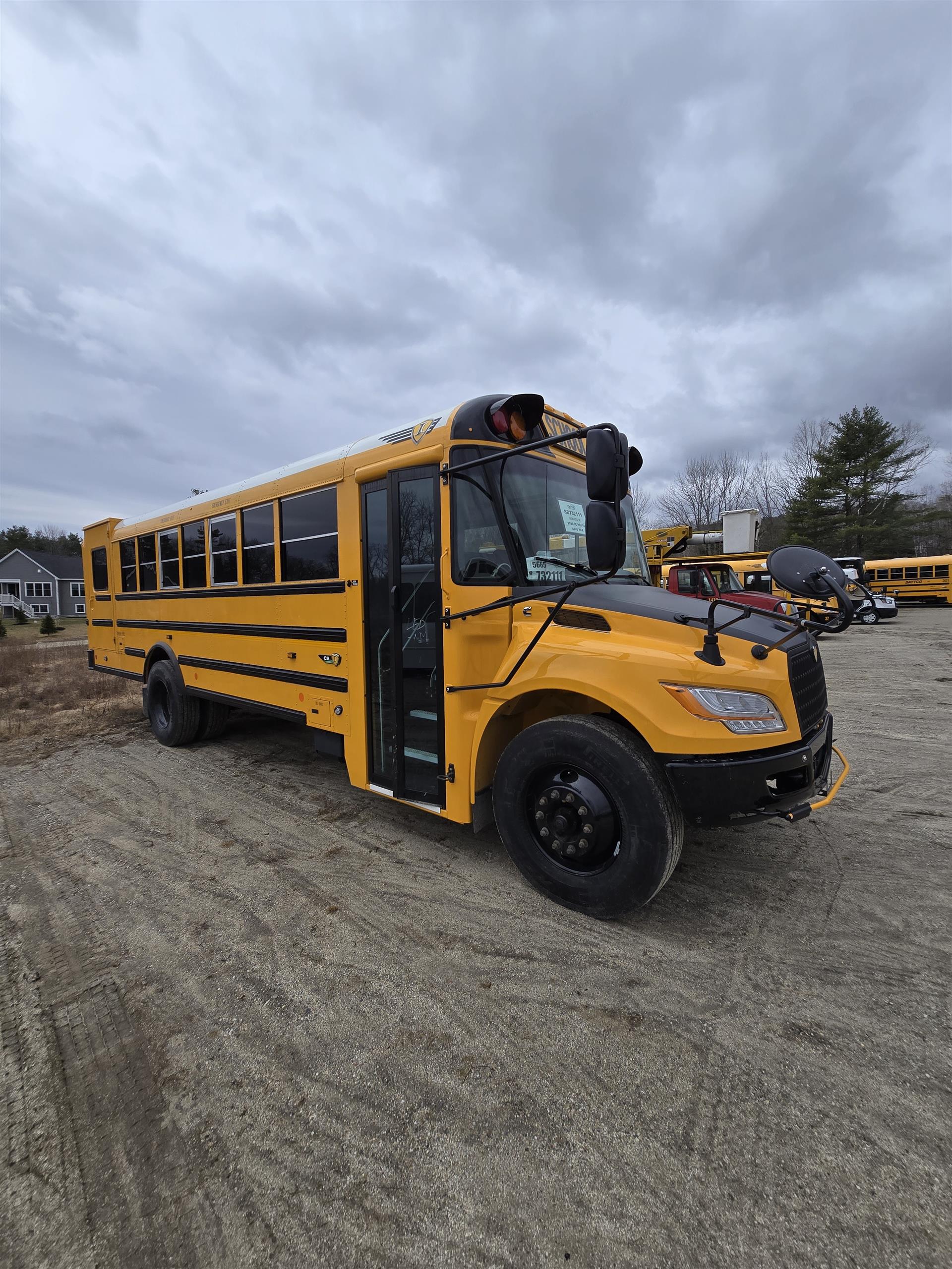 2025 IC Bus CE