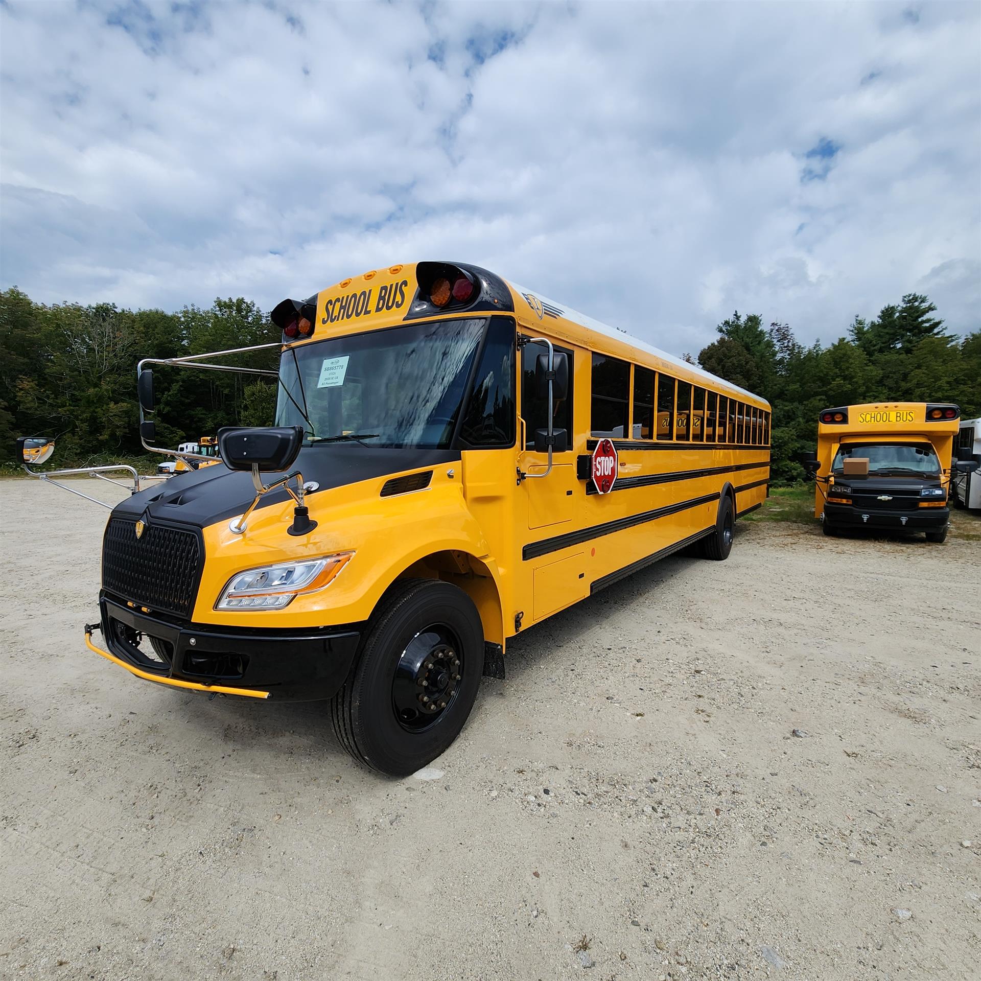 2025 IC Bus CE