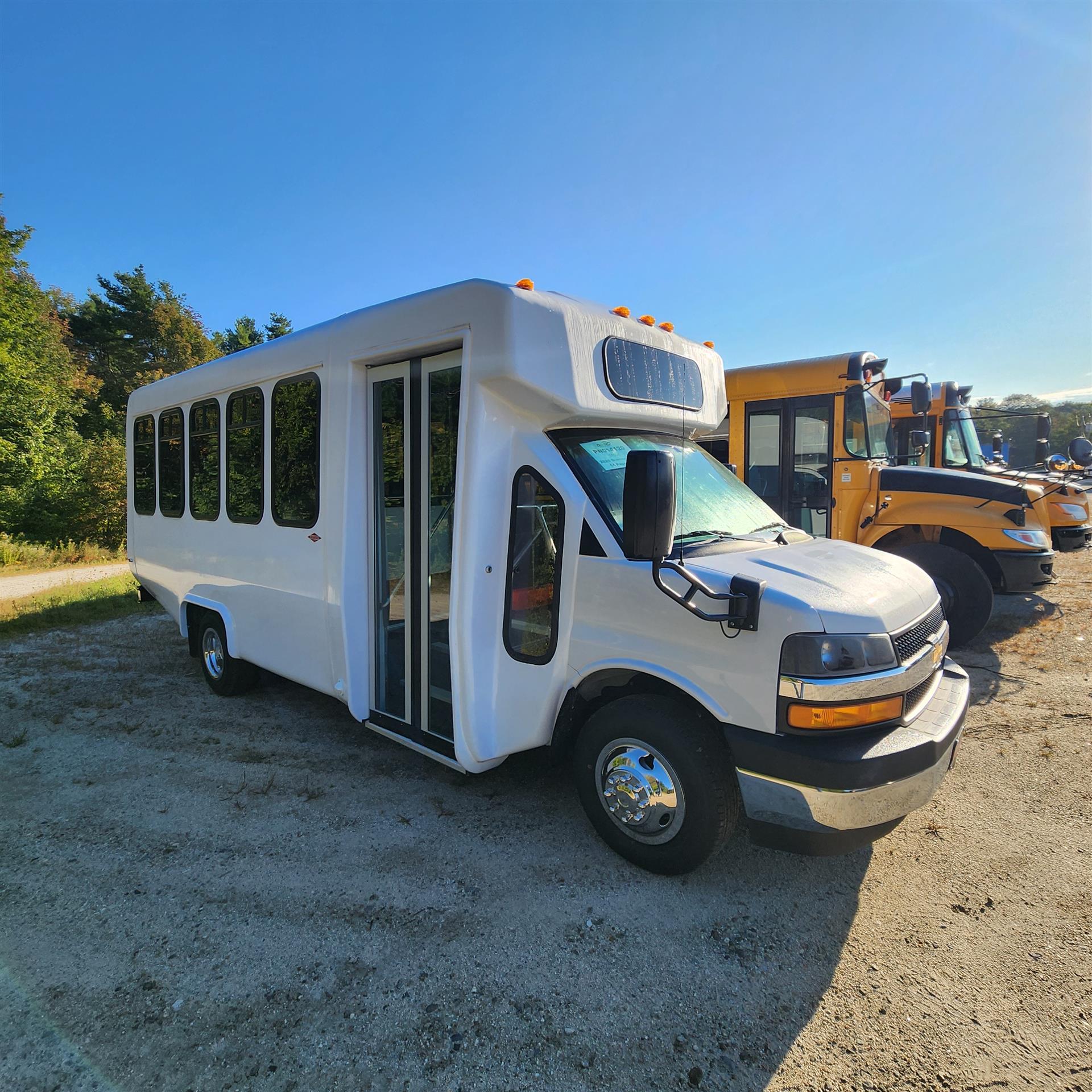 2024 DIAMOND COACH VIP 2200