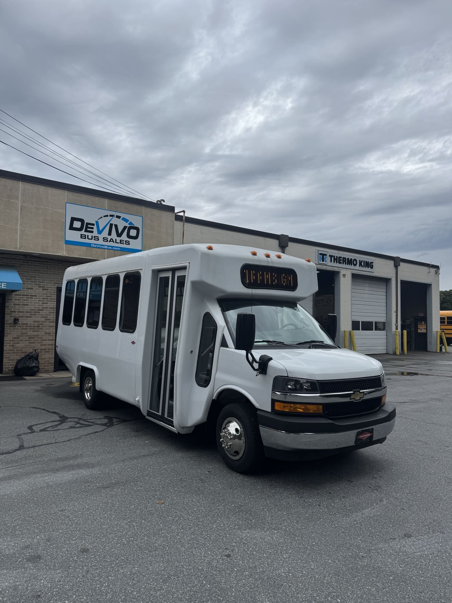 2023 Chevrolet Express