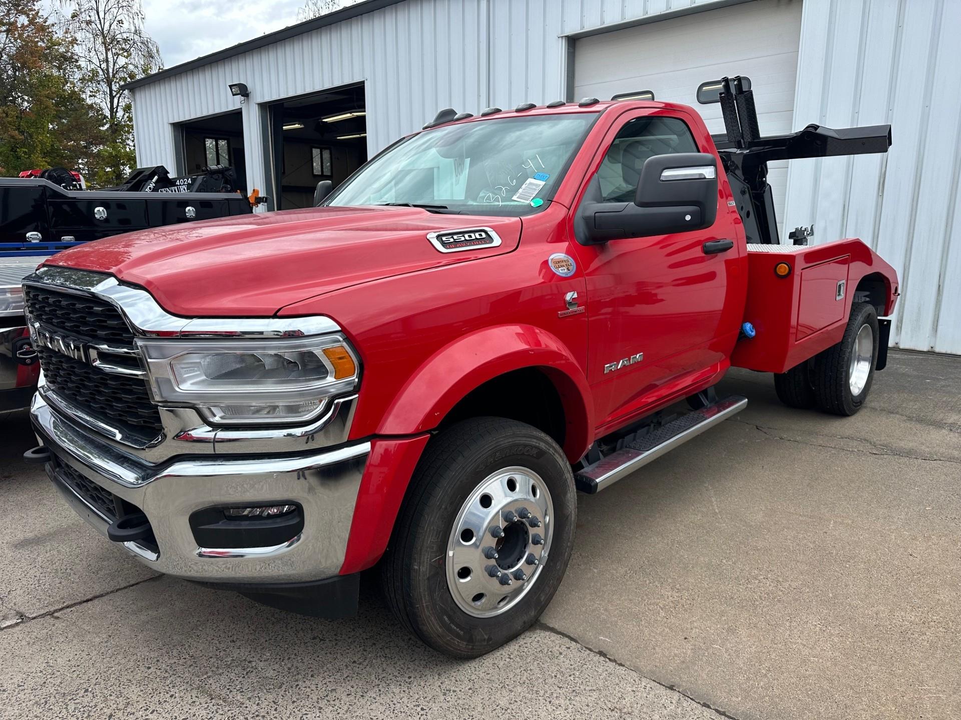2024 Dodge 5500 4X4