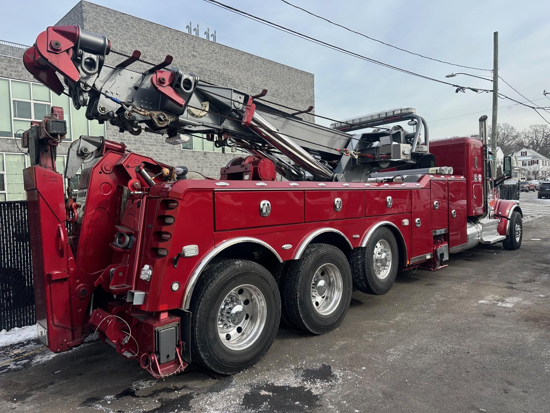 2018 Peterbilt 537 Heritage Sleeper