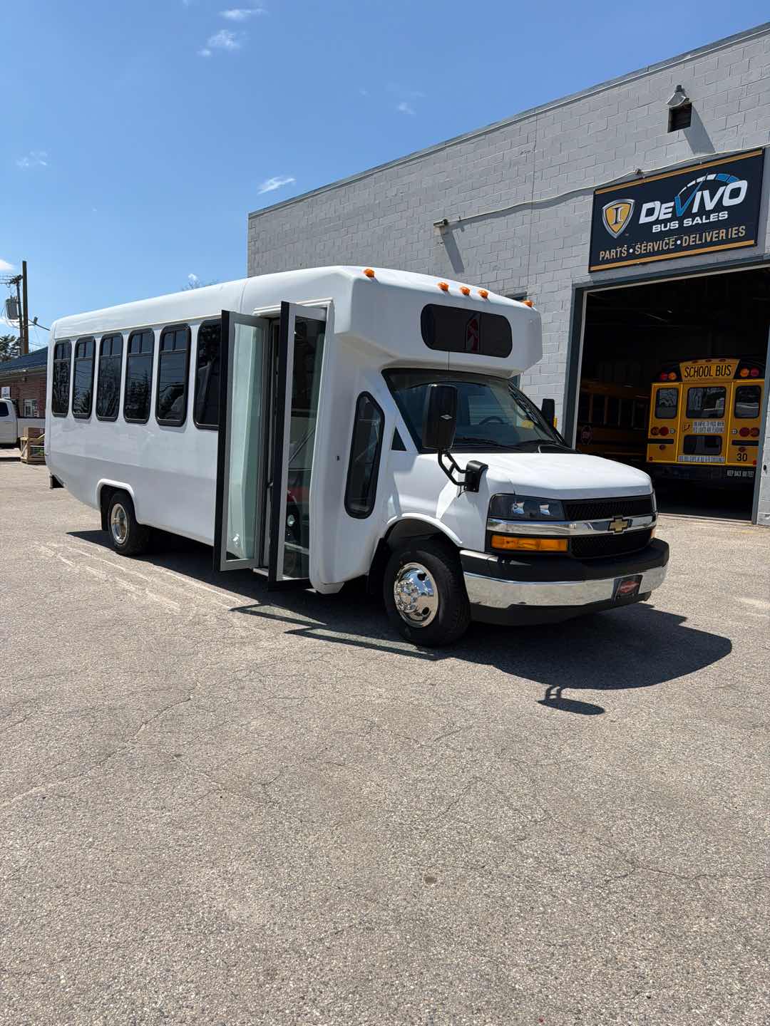 2024 DIAMOND COACH VIP 2500 25