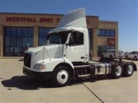 2012 Volvo VNM200