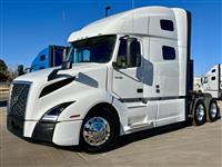 2025 Volvo VNL64T760