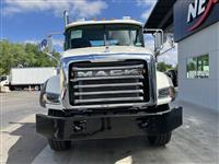 2025 Mack GR64BRX