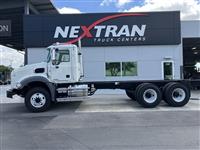 2025 Mack GR64BX