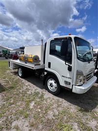 2024 Isuzu NPR-1F104