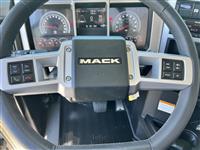 2025 Mack PI64T