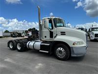 2017 Mack CXU613