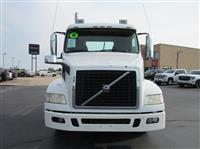 2013 Volvo VNM64T300