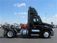 2014 Freightliner CA125DC