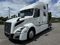 2022 Volvo VNL64T860